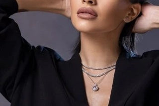 Как да съчетаваме умело сребърни бижута?