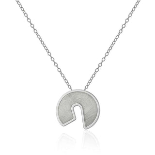 Сребърно колие