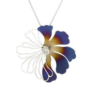 сребърно колие, титан, родиево покритие, цирконий, цвете