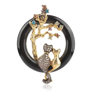 атрактивен сребърен медальон, черна керамика, позлата, котета