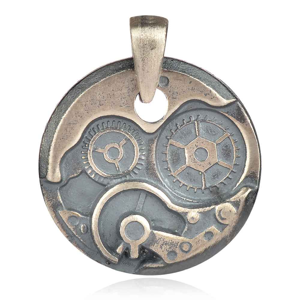 Сребърен медальон - Old clock – Selina Jewellery