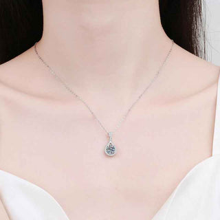 Сребърно колие