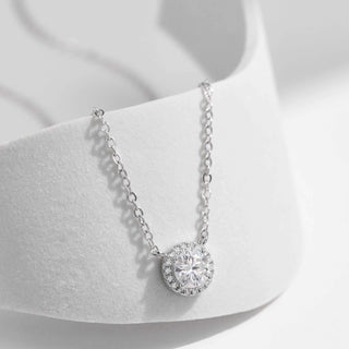 Сребърно колие