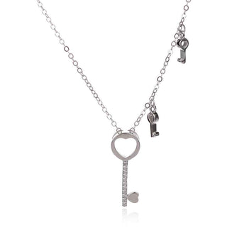нежно сребърно колие ключ със сърце