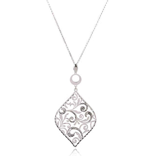 сребърно колие