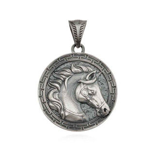 сребърен медальон, без камък, кон, оксидирано сребро, подходящ за мъже