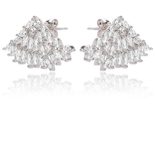 ефектни сребърни обеци с цирконии по ухото на щифт