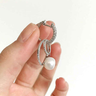 обеци с перла стил APM Monaco