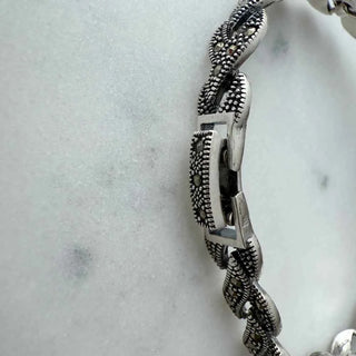 Сребърен часовник - Timeless Whisper