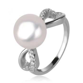 silver ring with white pearl, сребърен пръстен с бяла перла