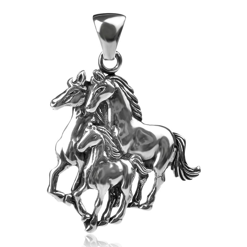сребърен медальон , коне , кончета , сребро 925